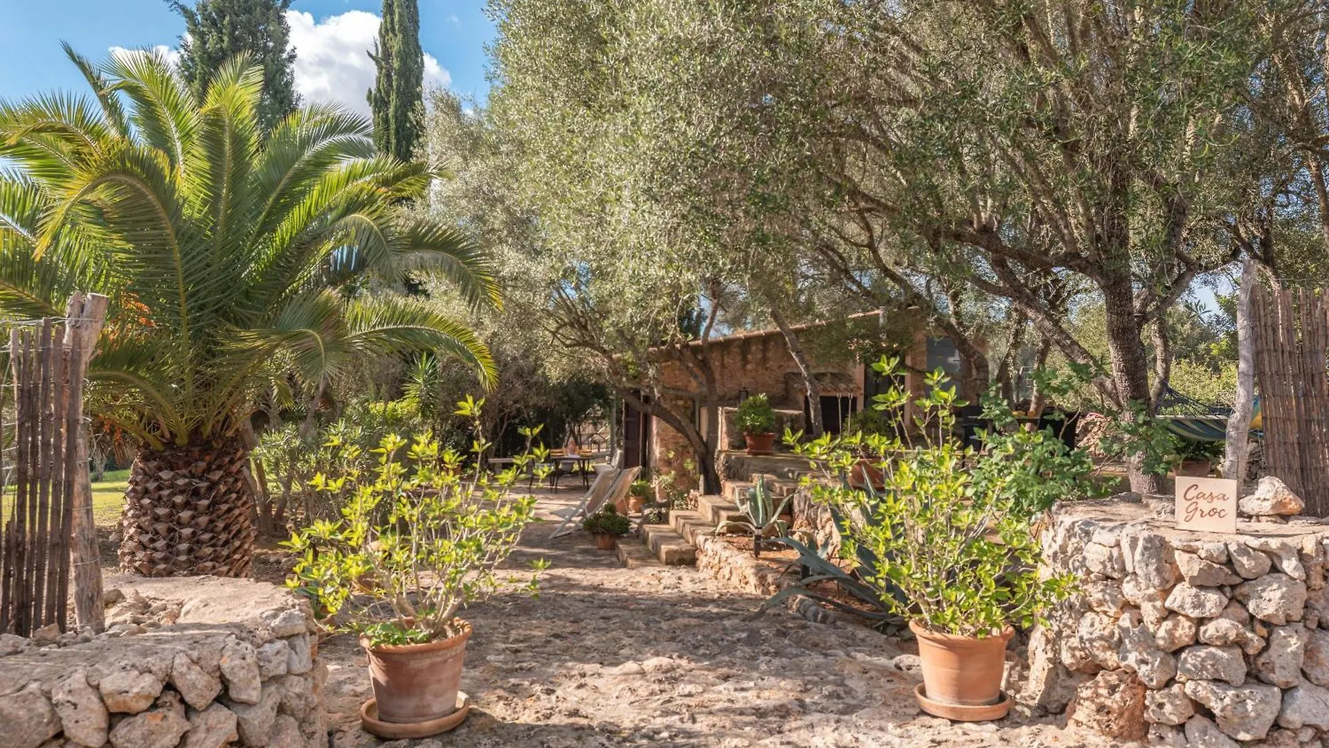 הוילה קוסטיטקס Casa Groc ספרד